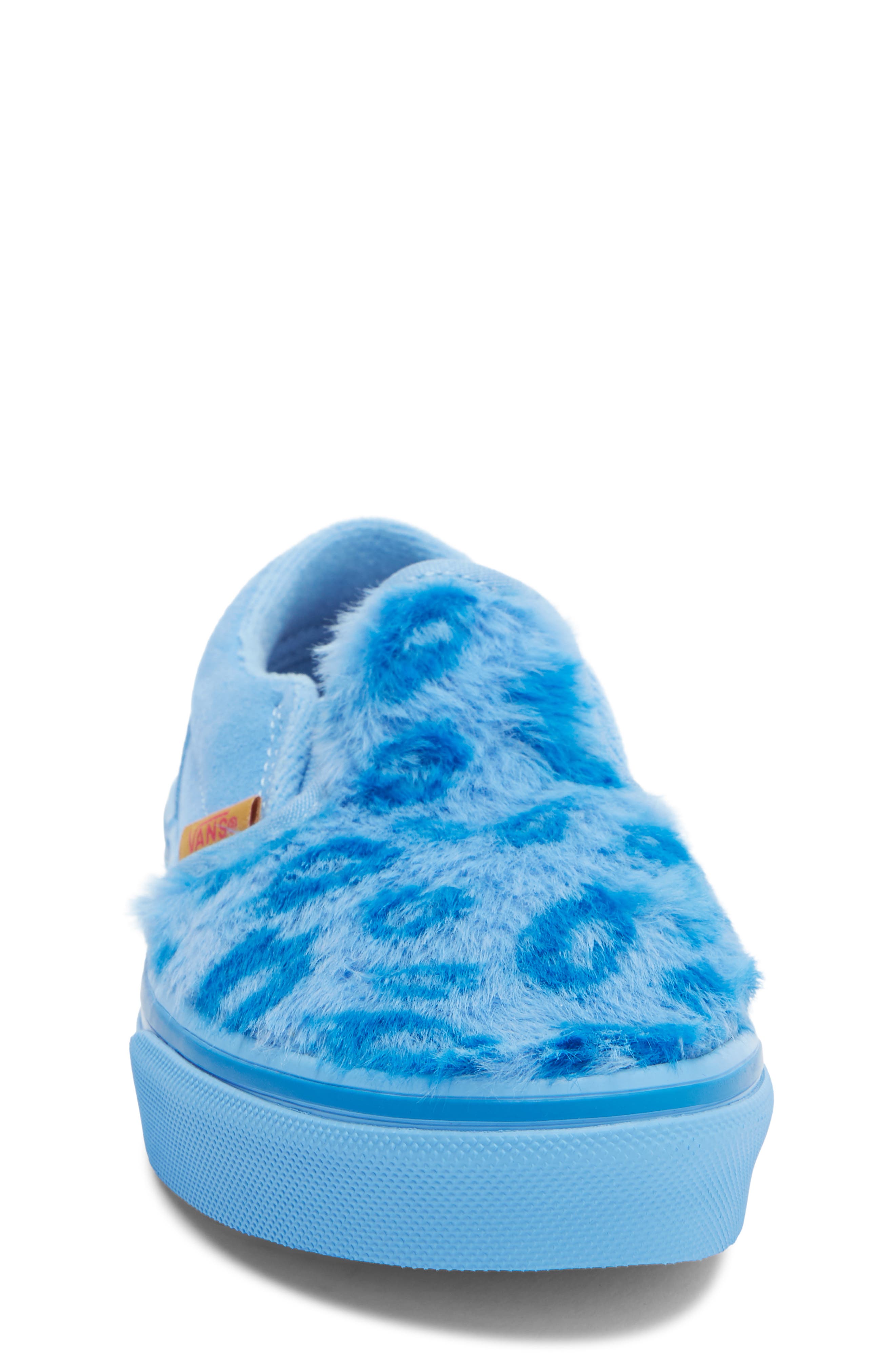 Kids' K Pop Demon Hunters Derpy Slip On Sneaker, Alternate, color, BLUE