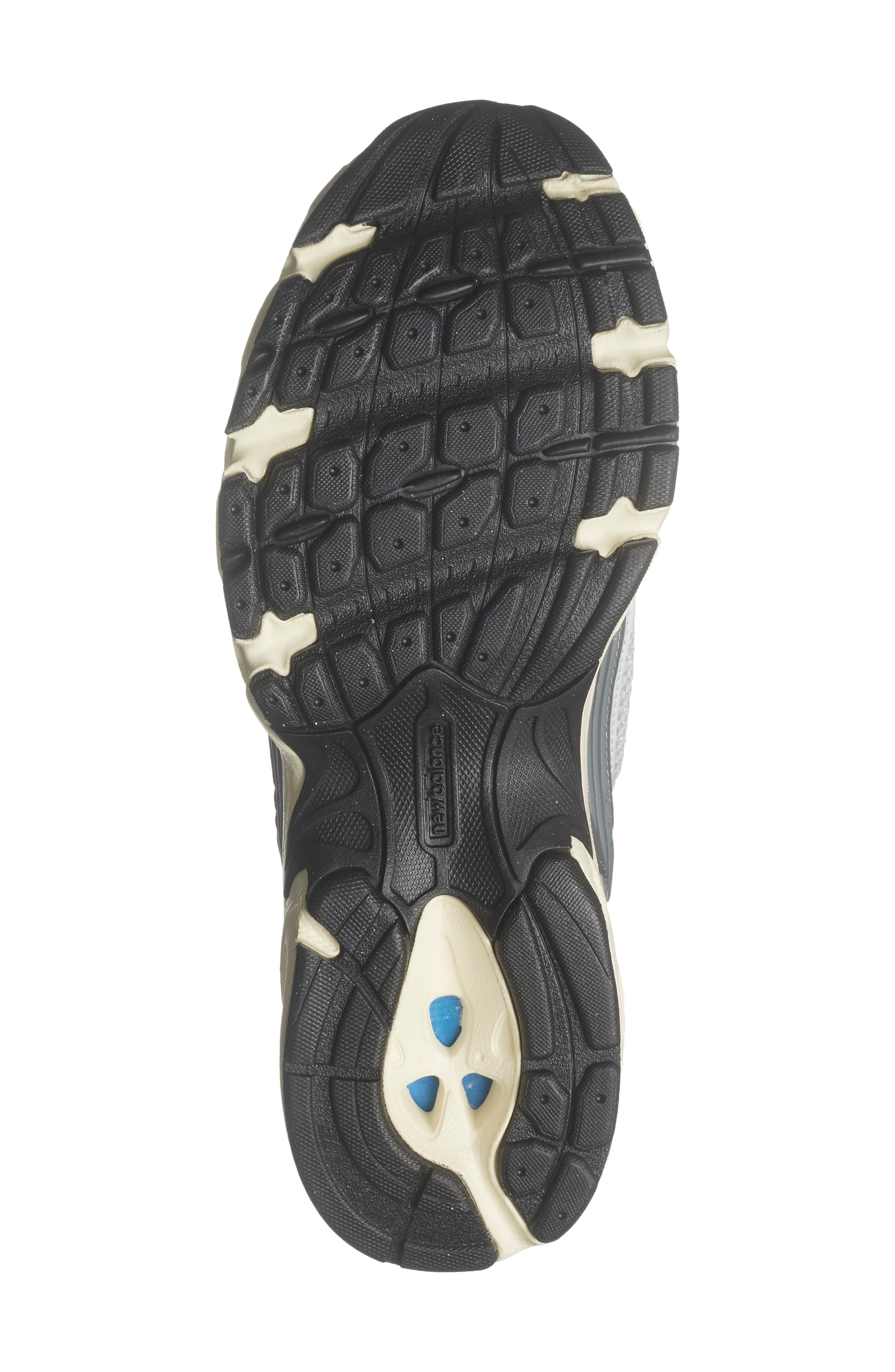 New Balance 530 Running Shoe, Alternate, color, Silver Metallic/ Black Cement