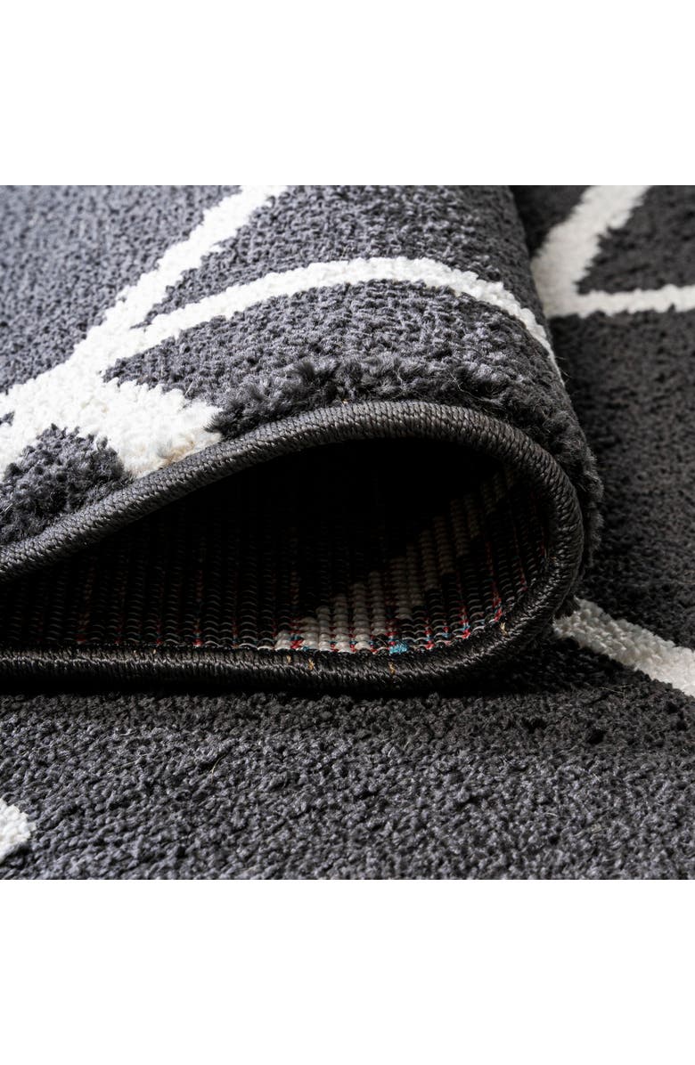 JONATHAN Y Tumbling Blocks Modern Geometric Area Rug, Alternate, color, Black/White