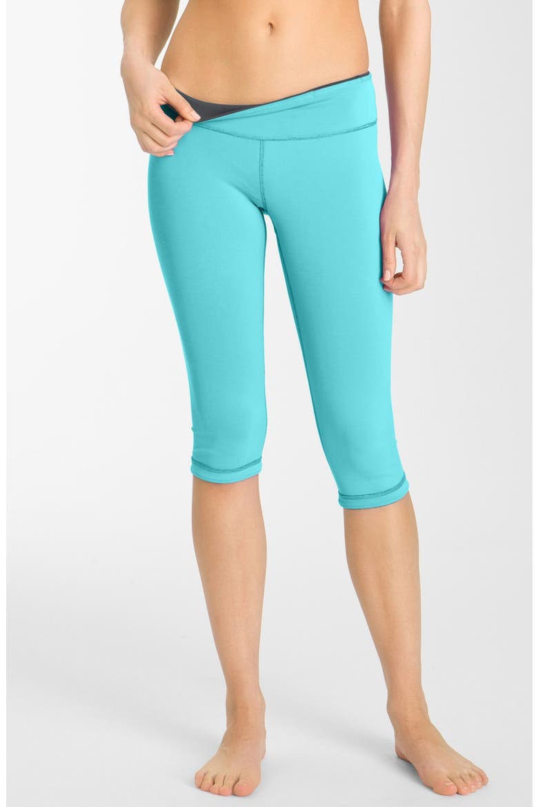 'Live In' Reversible Capri Leggings, Main, color, BLUE LAGOON