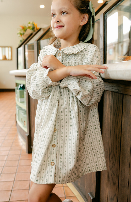 Little Paper Kids Elodie Country Floral Smocked Dress In White