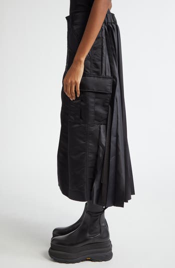 Sacai Insulated Nylon Twill Midi Cargo Skirt | Nordstrom Sacai Insulated Nylon Twill Midi Cargo Skirt | Nordstrom