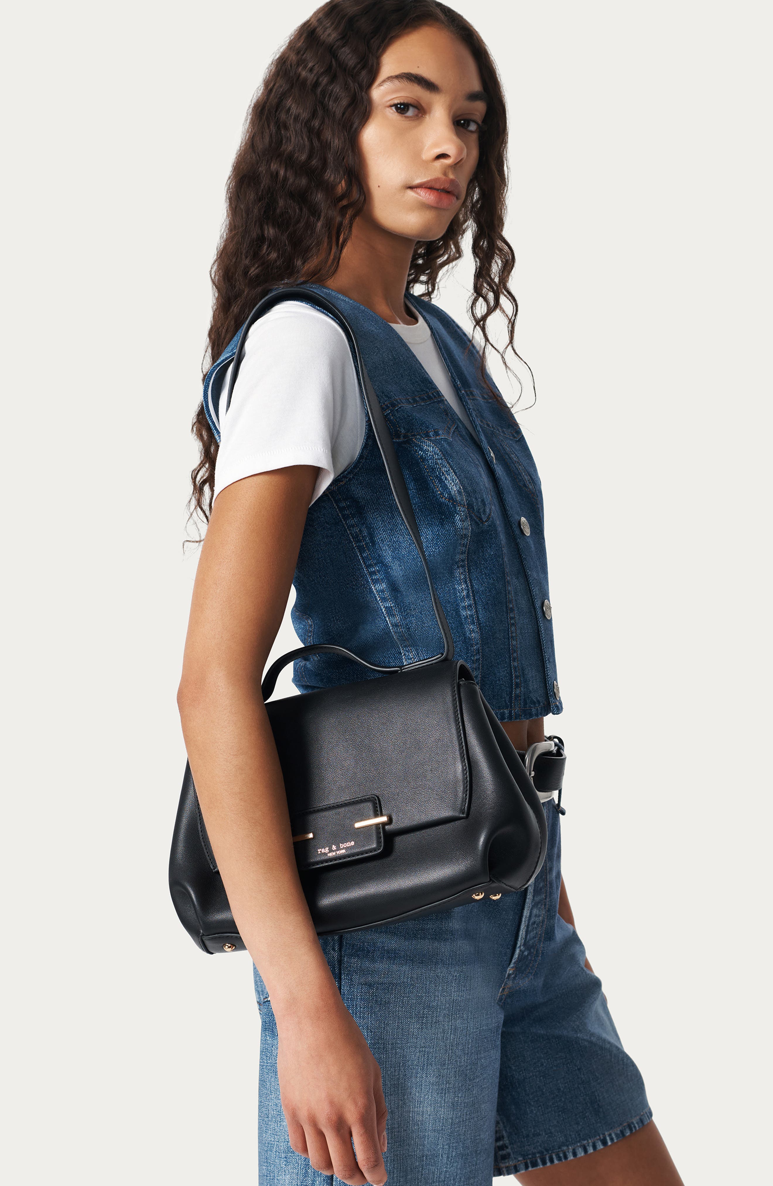 rag & bone Realm Leather Top Handle Bag, Alternate, color, Bla