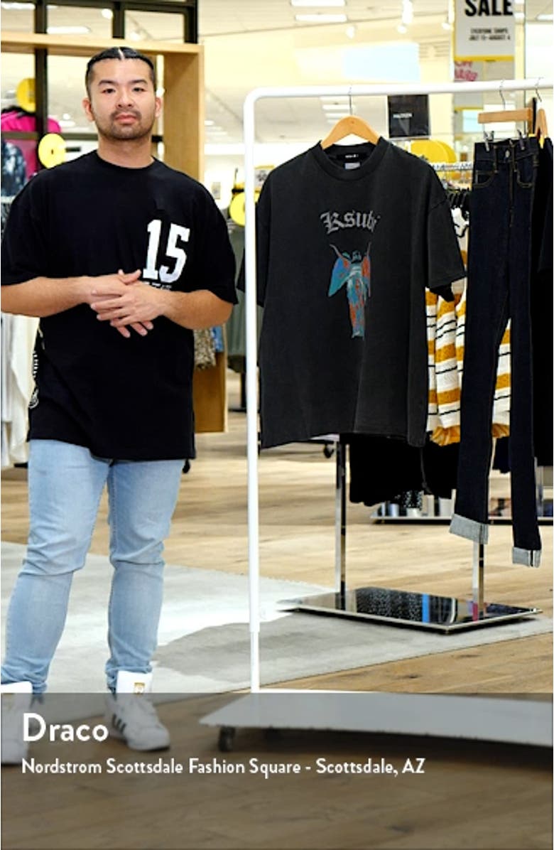 Angelik Ekcess Oversize Graphic T-Shirt, sales video thumbnail