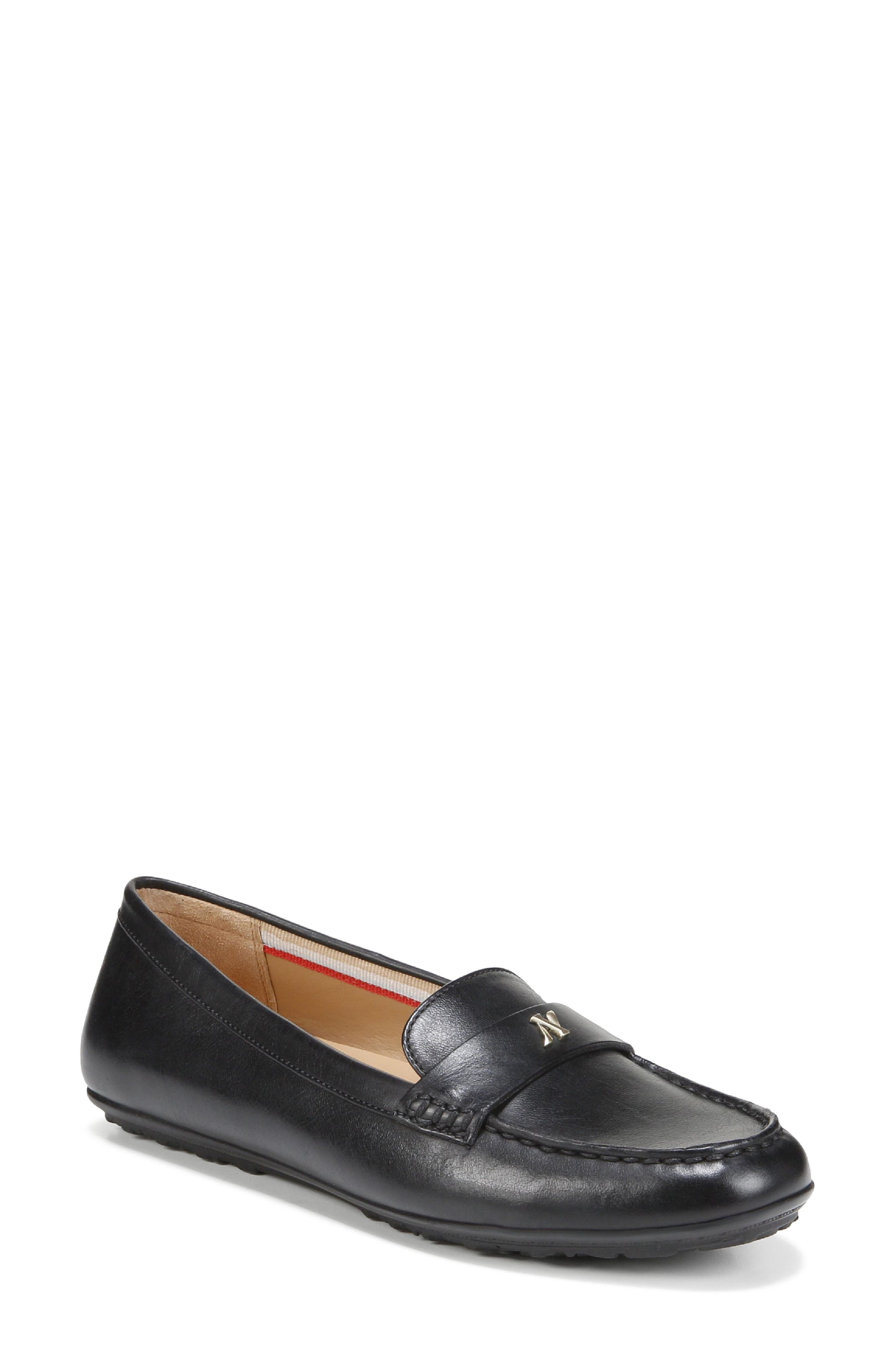 Naturalizer Evie Loafer, Main, color, 