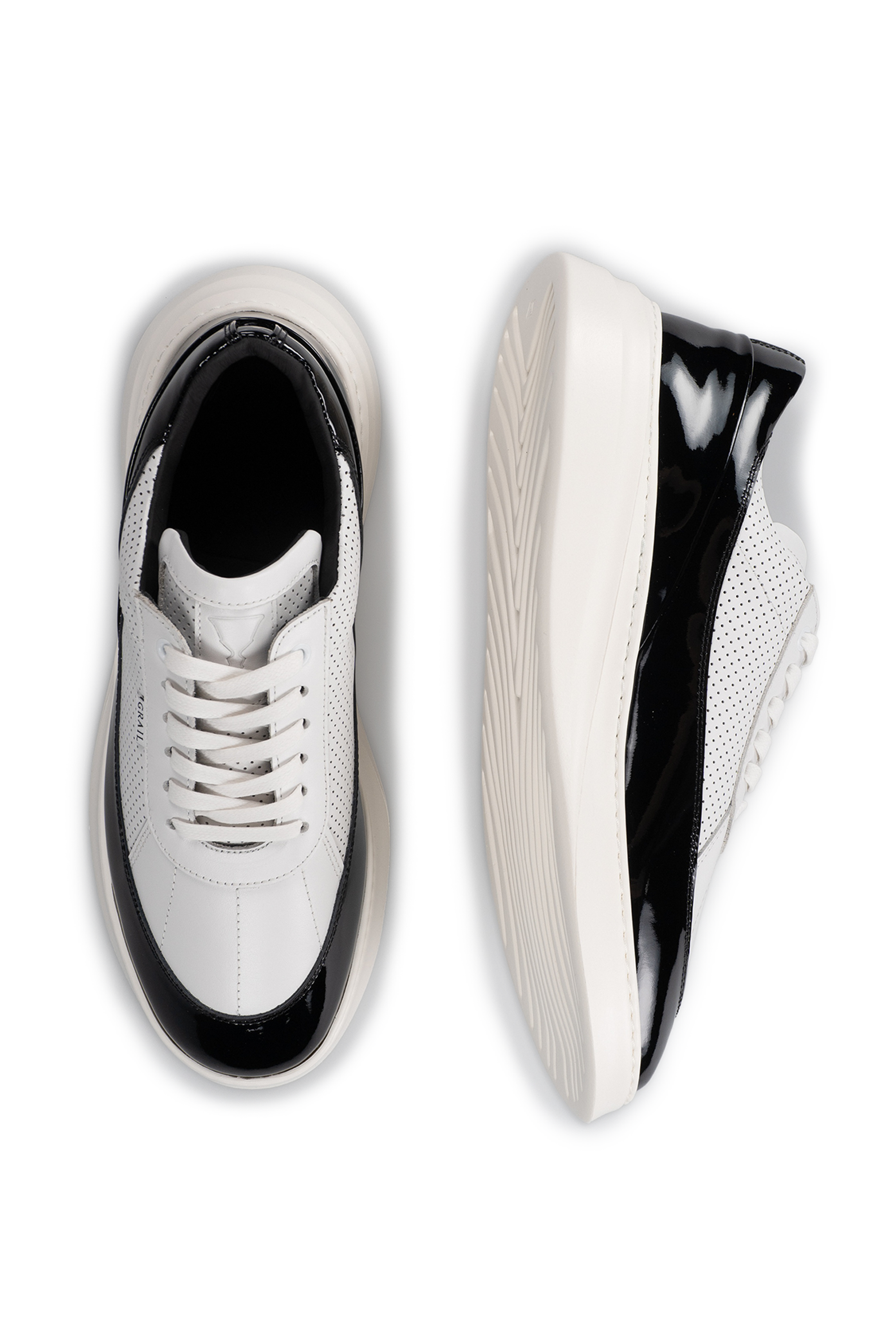 Showman Men's Leather Sneaker, Alternate, color, Midnight Black / White Sole