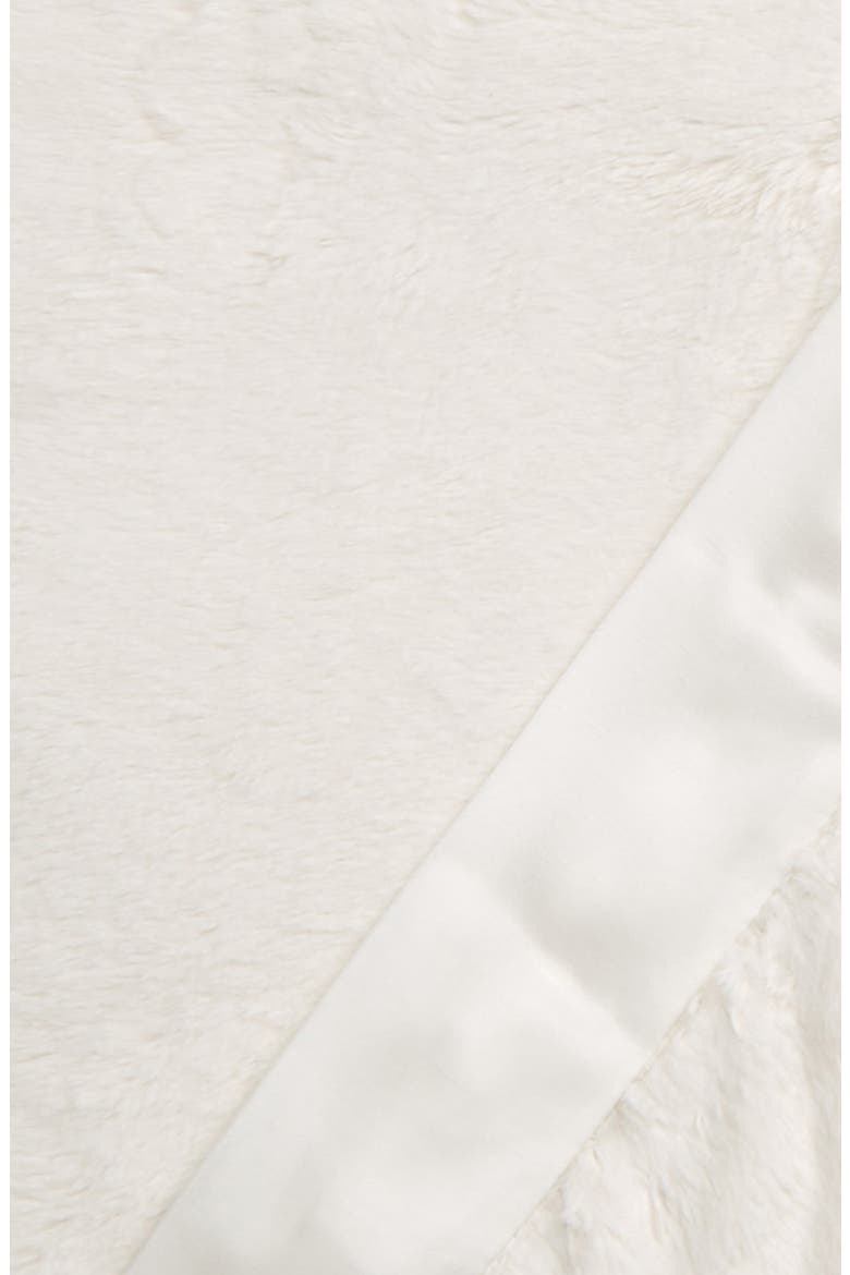 Giraffe at Home Luxe™ Faux Fur Throw, Alternate, color, CREAM