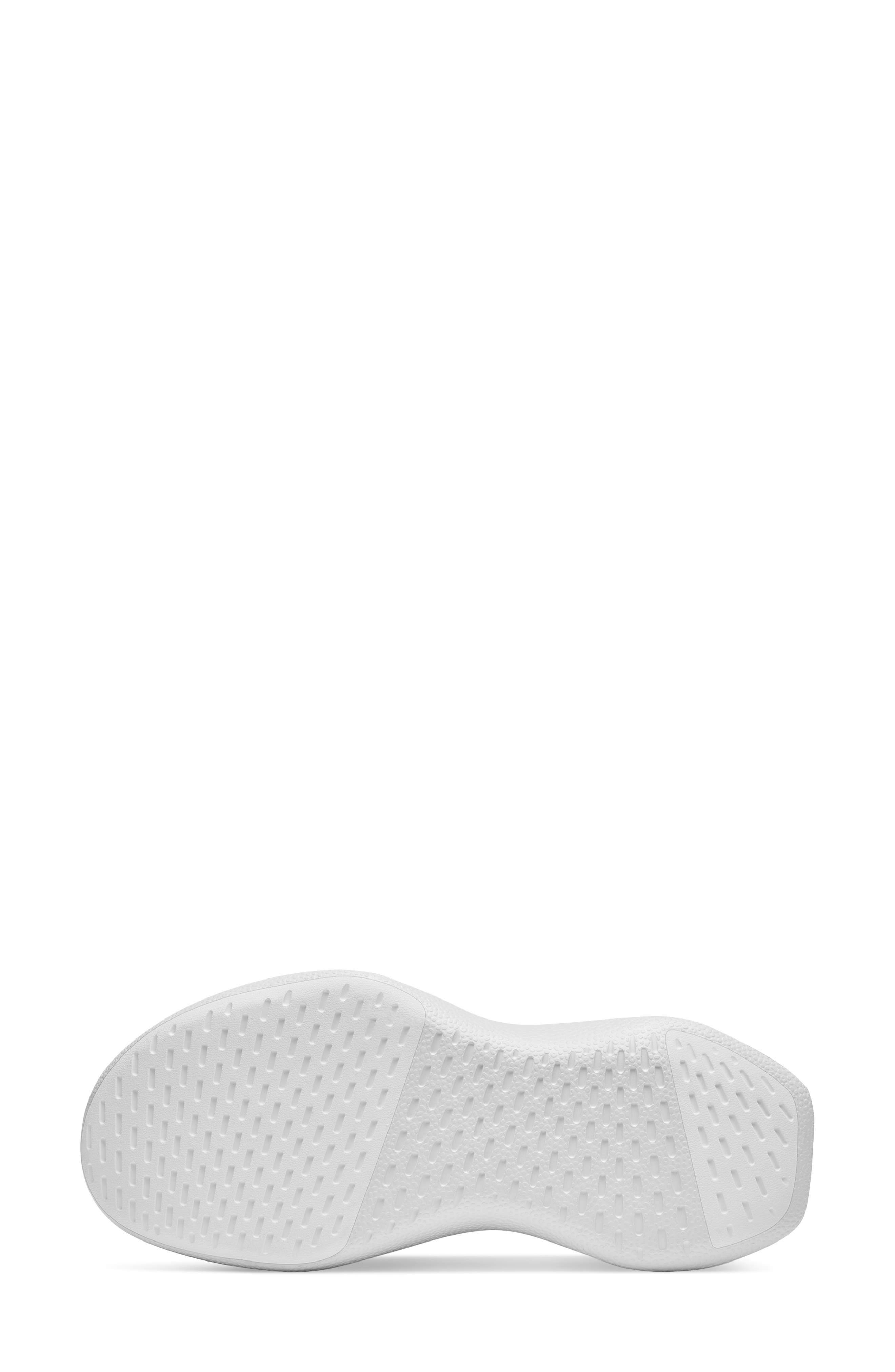 Tree Dasher Relay Slip-On Sneaker, Alternate, color, BLIZZARD