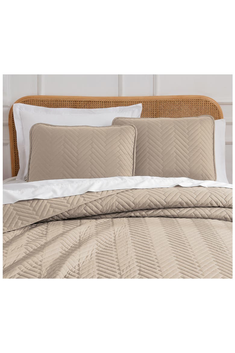 Chevron Quilt Set, Alternate, color, SAND