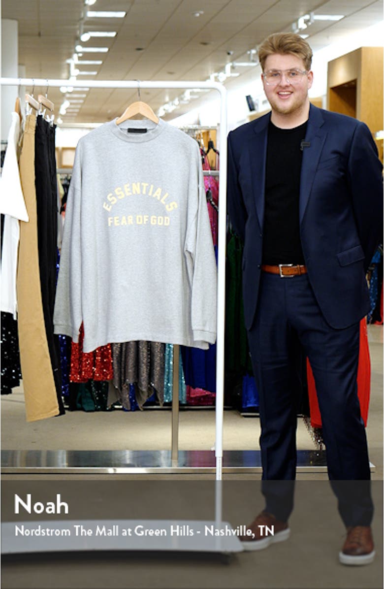 Oversize Long Sleeve Logo Graphic T-Shirt, sales video thumbnail