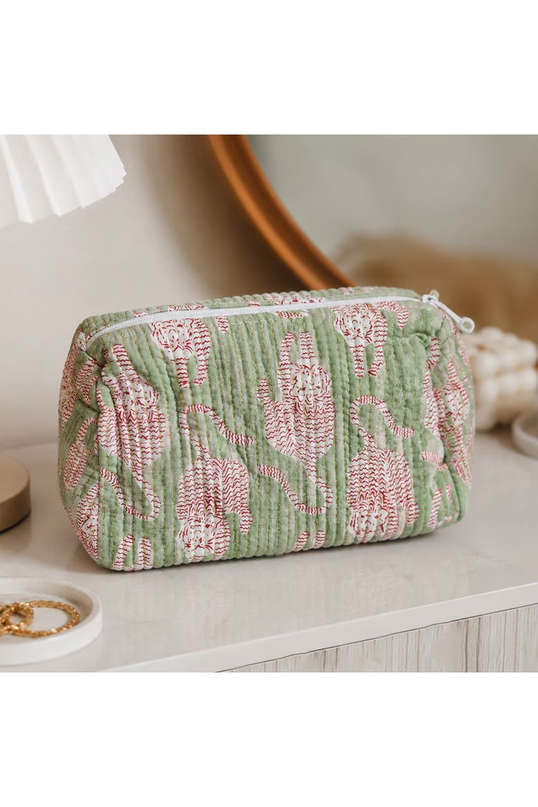 Cats in Cosmetic Pouch, Alternate, color, Pink