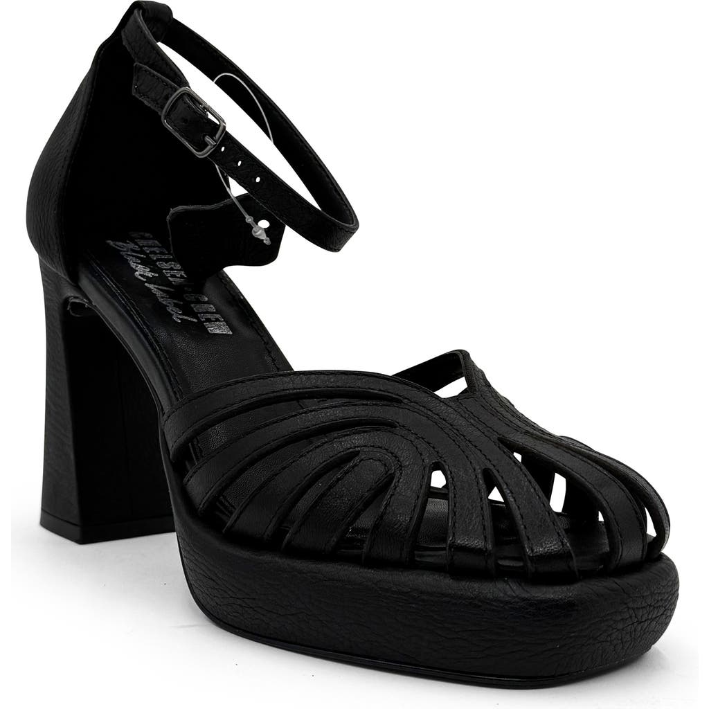 Shop Chelsea Crew Karmel Platform Sandal In Black Leather