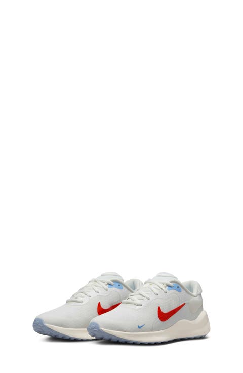 Revolution 7 Sneaker (Big Kid)