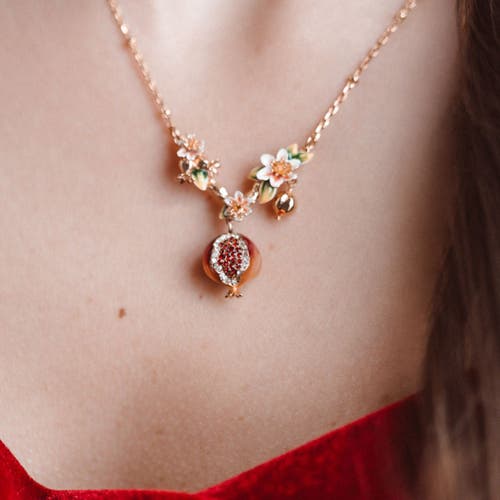 Bill Skinner Studio Pomegranate Necklace In Gold