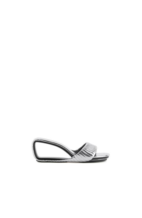 Mobius Mid Puffier Sandals