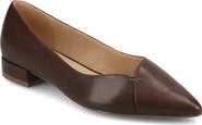 Journee Collection Carmin Pointed Toe Flat