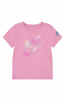 Nike Swoosh Graphic T-Shirt