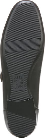Kelly Mary Jane Flat