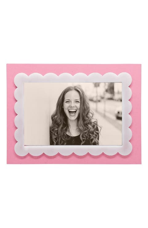 Pink Scallop 4 x 6-Inch Picture Frame