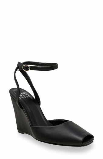 CHASE AND CHLOE Peep Toe Wedge Sandal