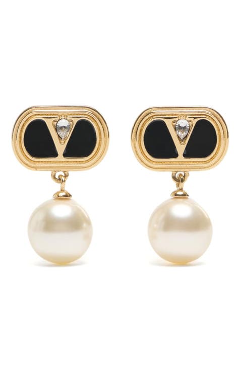 Valentino Pearl selling Earrings