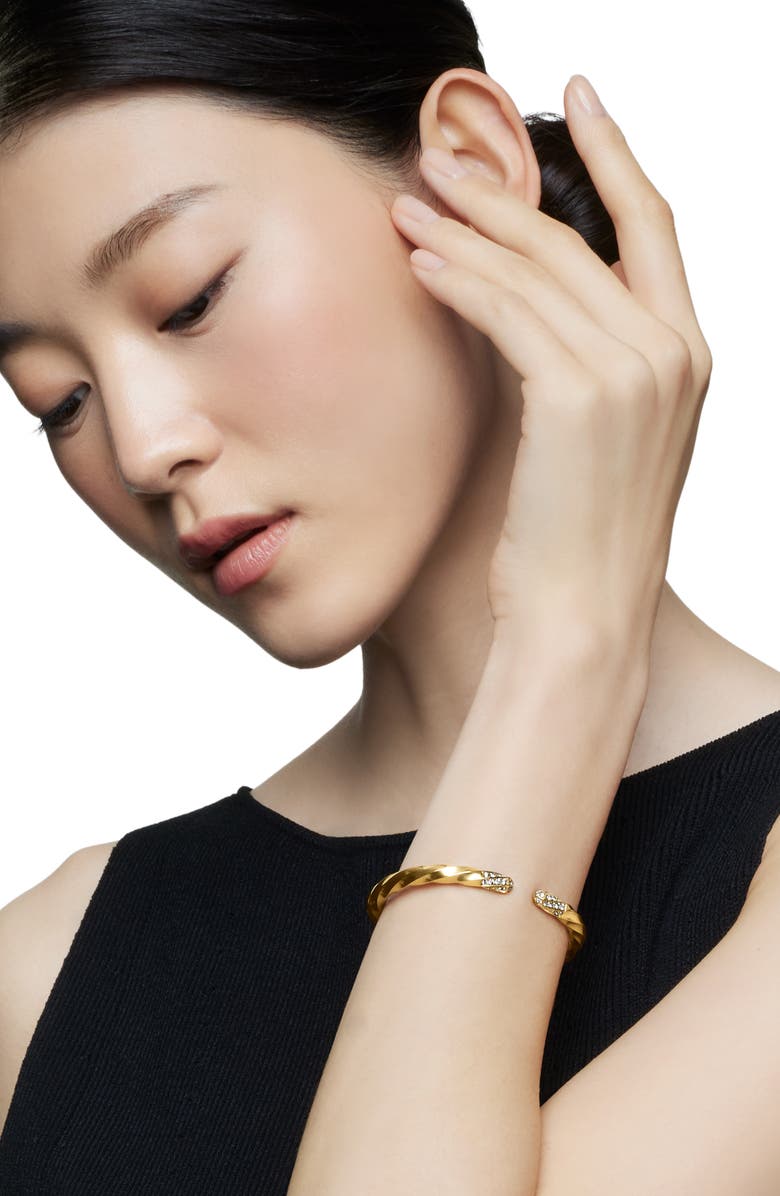 David Yurman Cable Edge<sup>®</sup> Bracelet in 18K Yellow Gold with Diamonds, 5.5mm, Alternate, color, 18K Gold Recycled