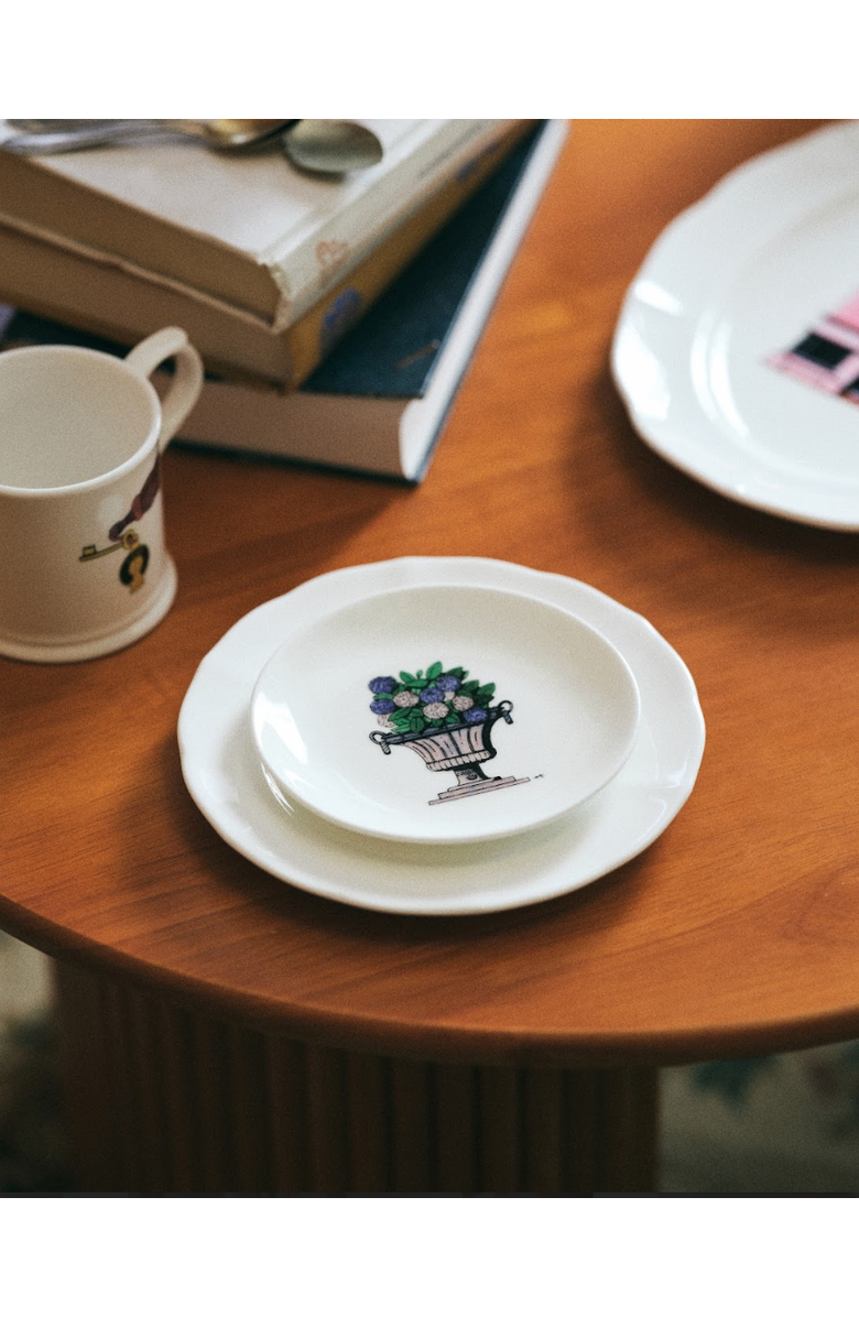 Hankook 1943 Thibaud Herem Objet Canape Plate / Tray, Alternate, color, White