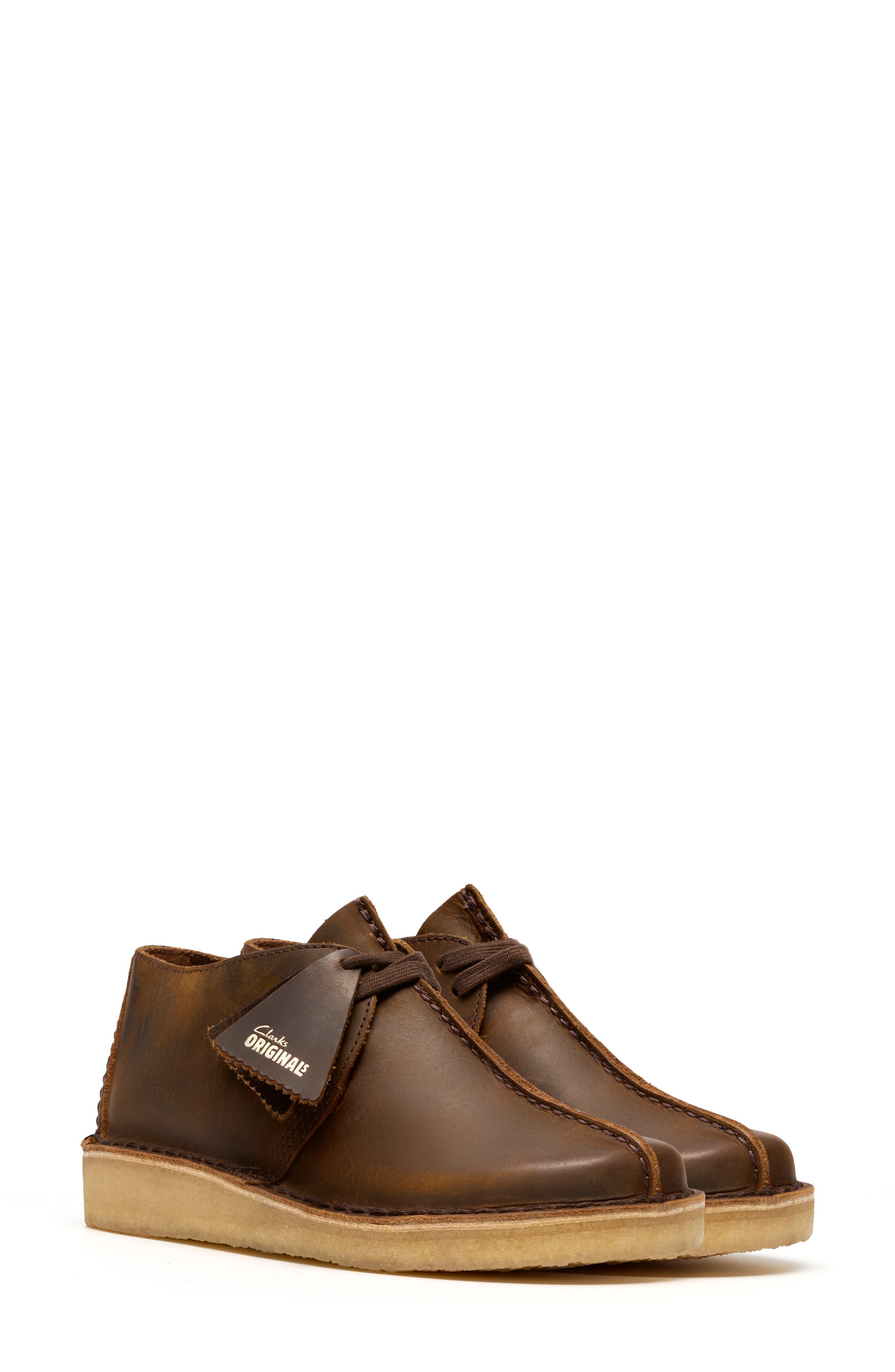 Clarks<sup>®</sup> Originals Desert Trek Chukka Boot, Main, color, Beeswax
