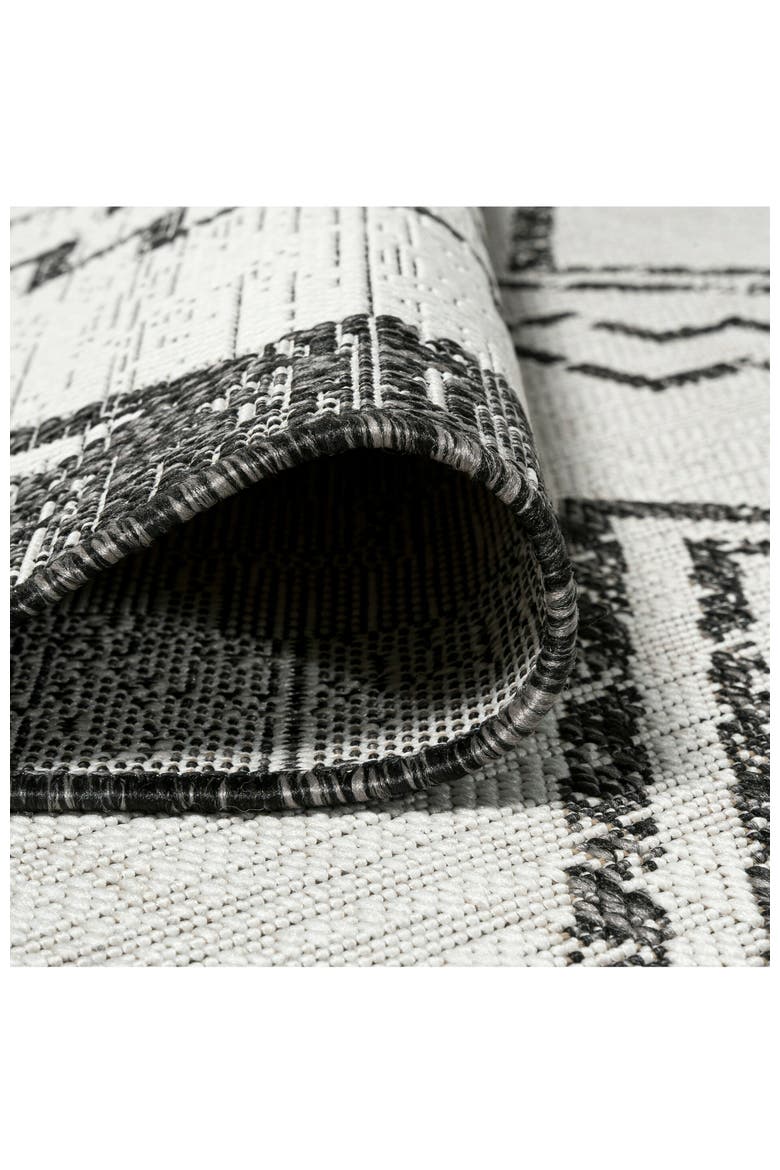 Marokko Diamond  Medallion Indoor/Outdoor Area Rug, Alternate, color, Ivory/Black