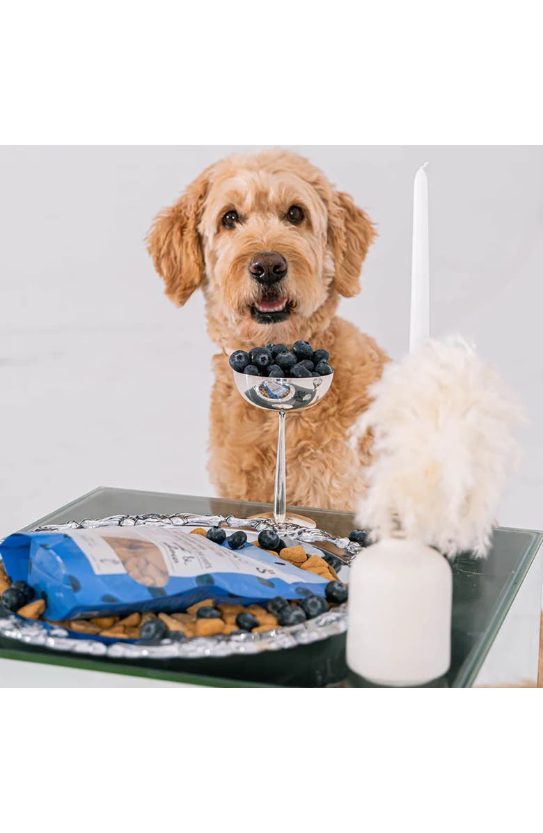 Dexypaws Peanut Butter
Blueberry Dog Biscuits 12oz, Alternate, color, Brown