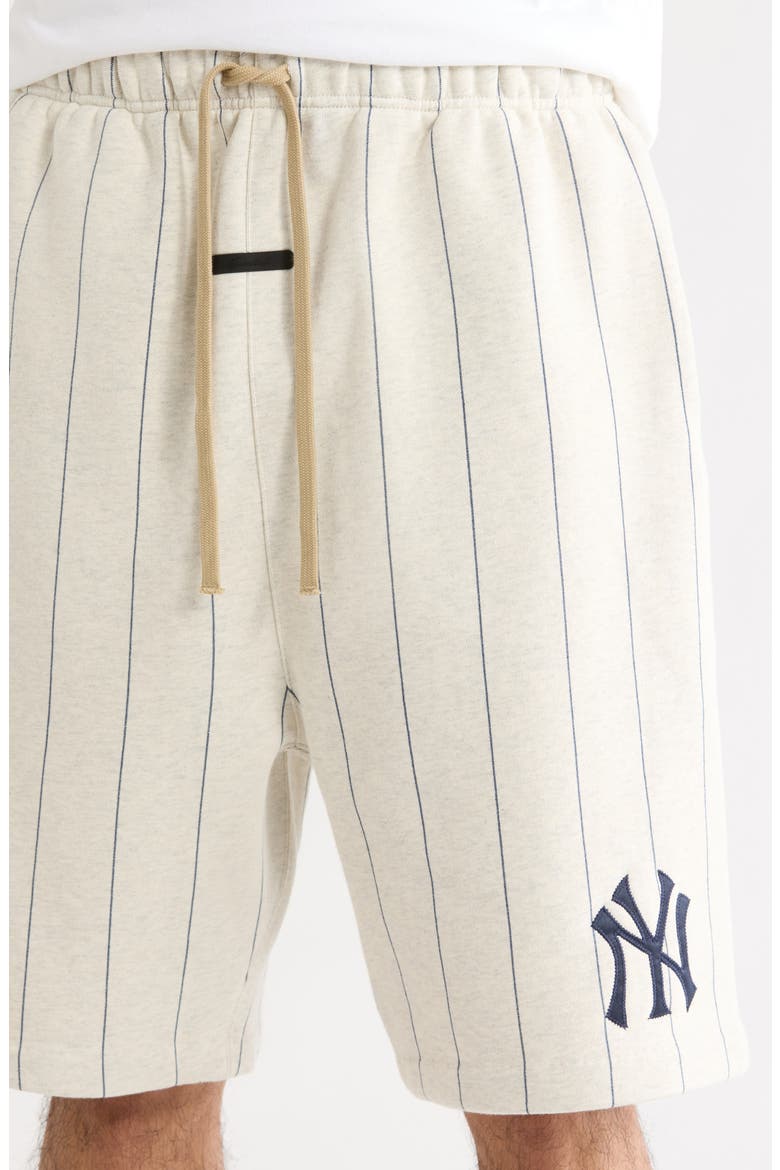 x MLB Yankees '90s Drawstring Cotton Blend Sweat Shorts, Alternate, color, OATMEAL HEATHER/ PINSTRIPES