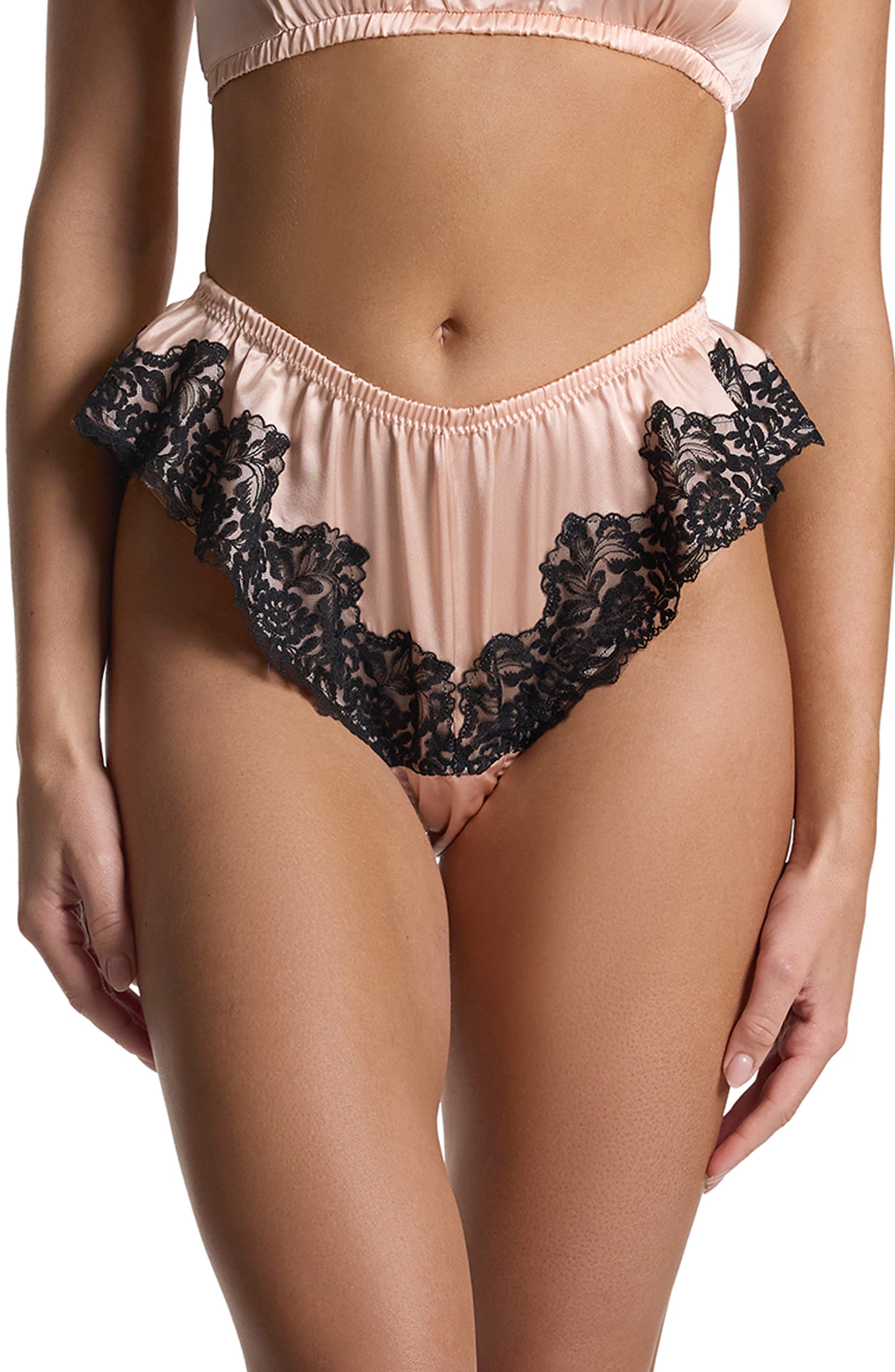 selected LEXI BLUSH/ BLACK