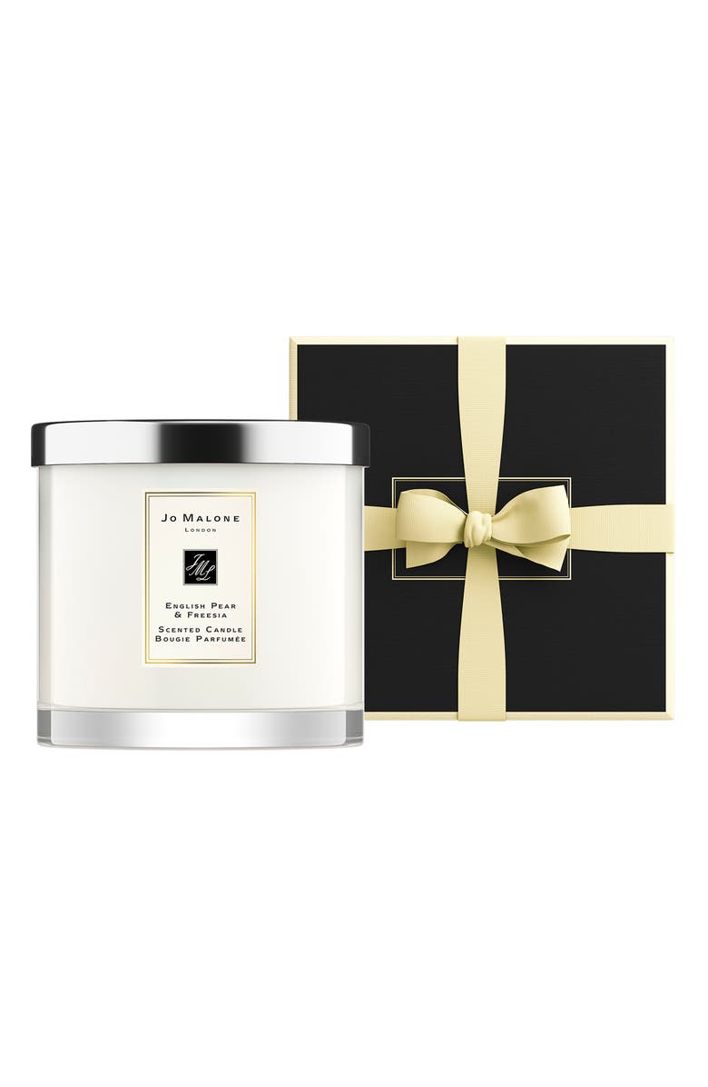 English Pear & Freesia Scented Home Candle