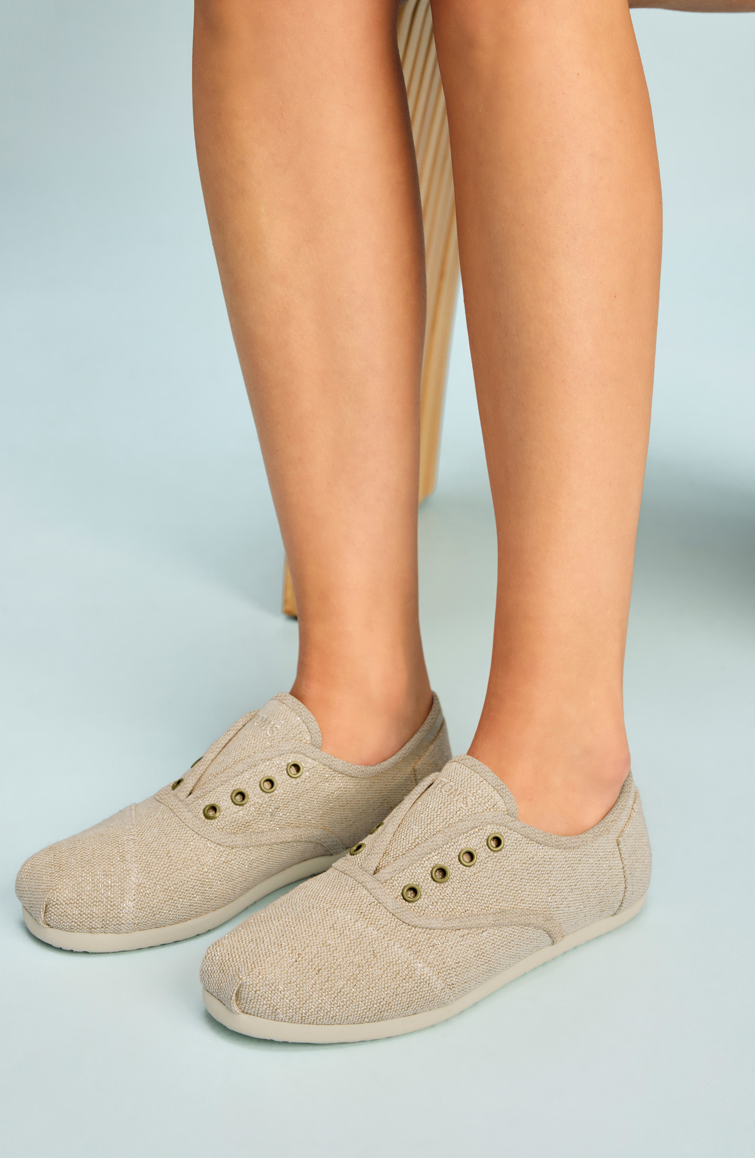 Cordones Plus Sneaker, Alternate, color, GOLD