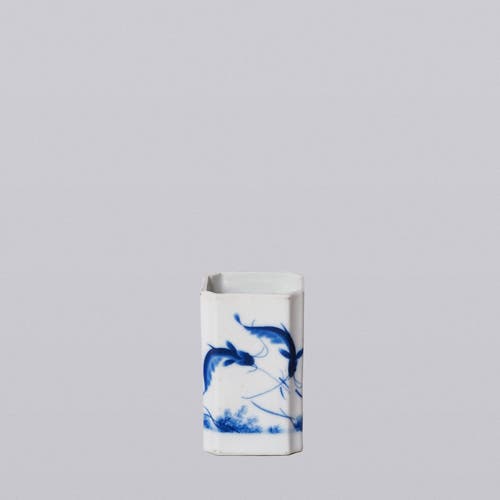 Cobalt Guild 1920s Blue And White Porcelain Fish Square Vase In Blue