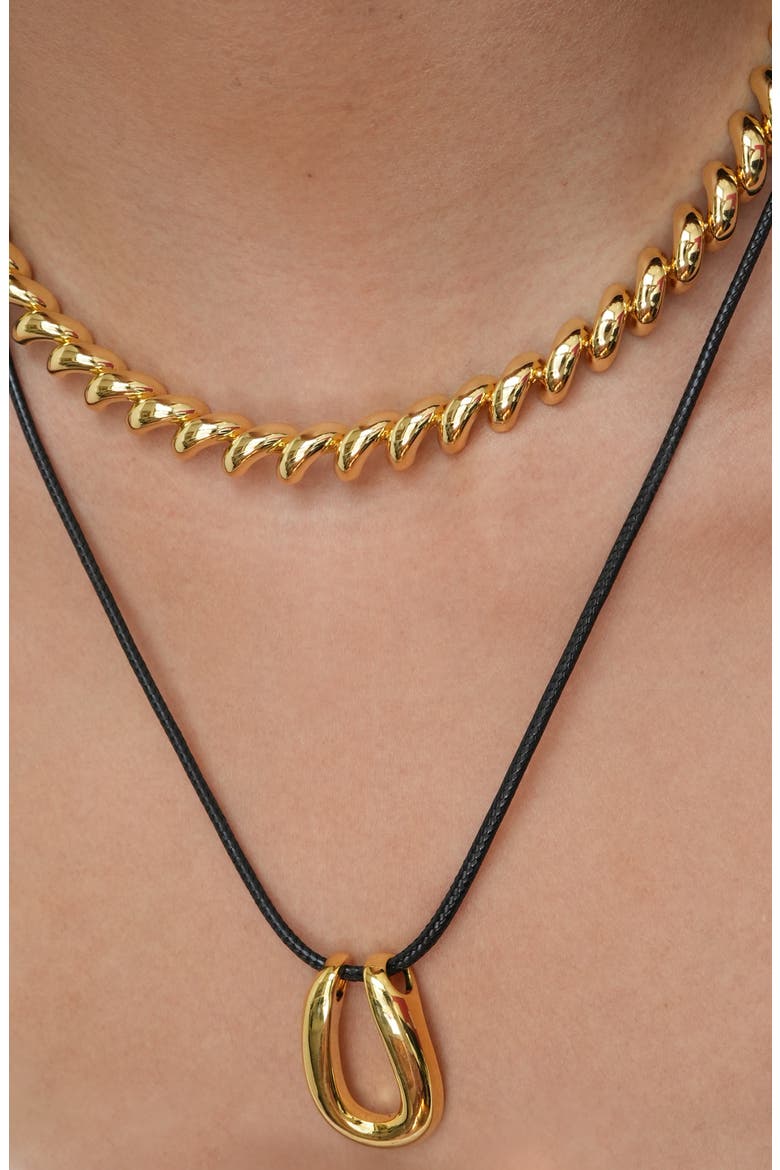 Serena Horseshoe Pendant Cord Necklace, Alternate, color, GOLD