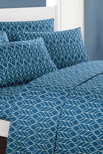 CHIC King Beech Contemporary Two-Tone Geometric Leaf Pattern Print ...