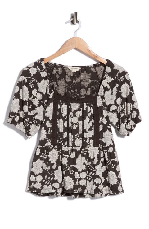 Short Sleeve Pintuck Trim Top