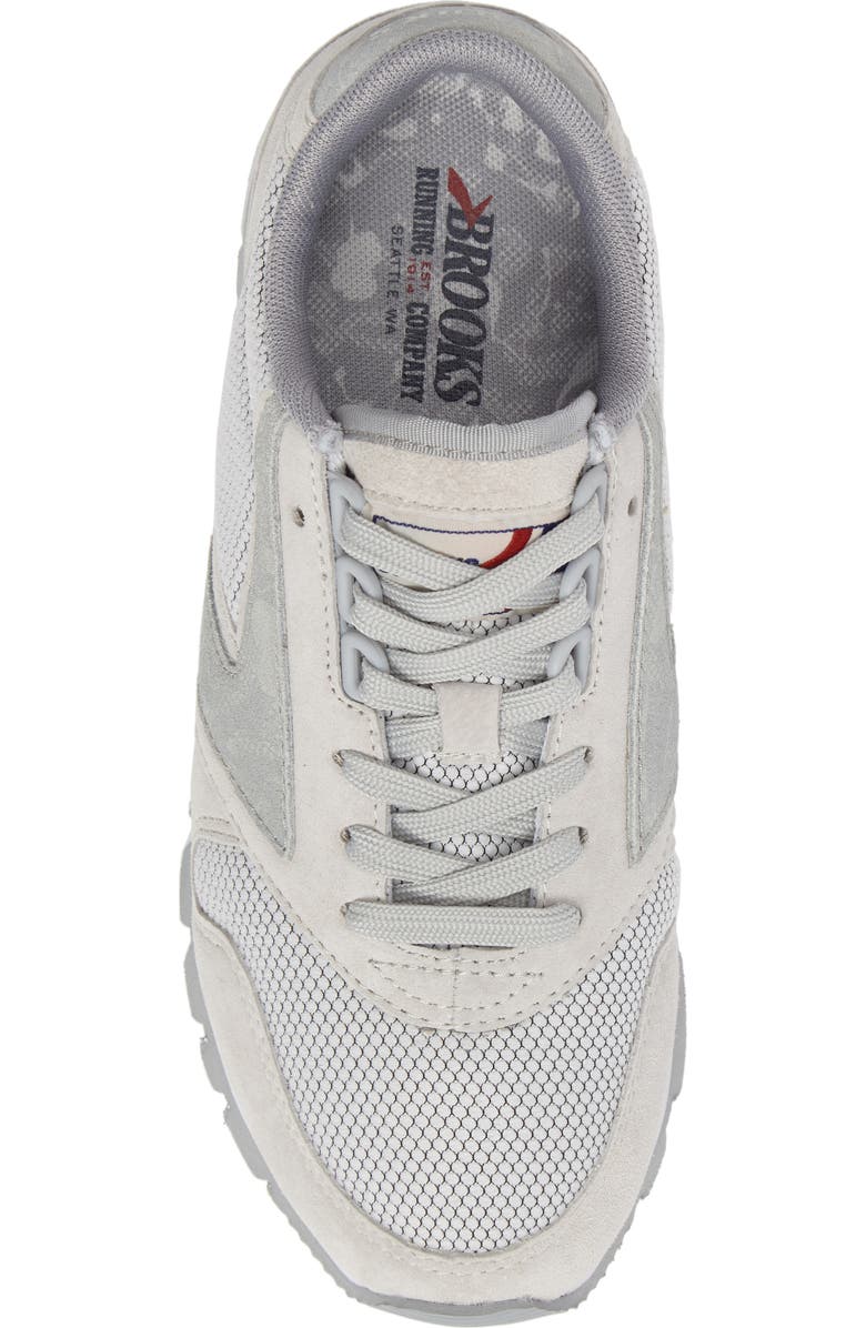 Brooks 'Chariot' Sneaker, Alternate, color,