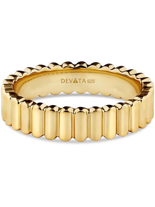 Devata Ribbed Band Ring In Gold