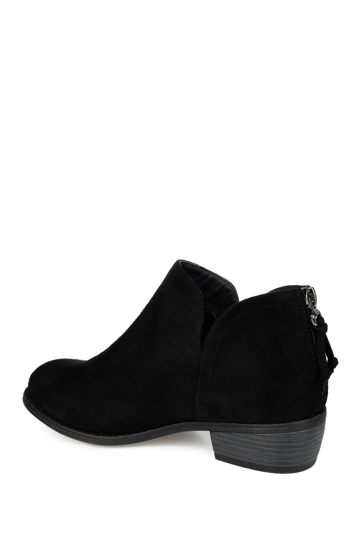 Journee Collection JOURNEE Livvy Ankle Bootie, Alternate, color, Black