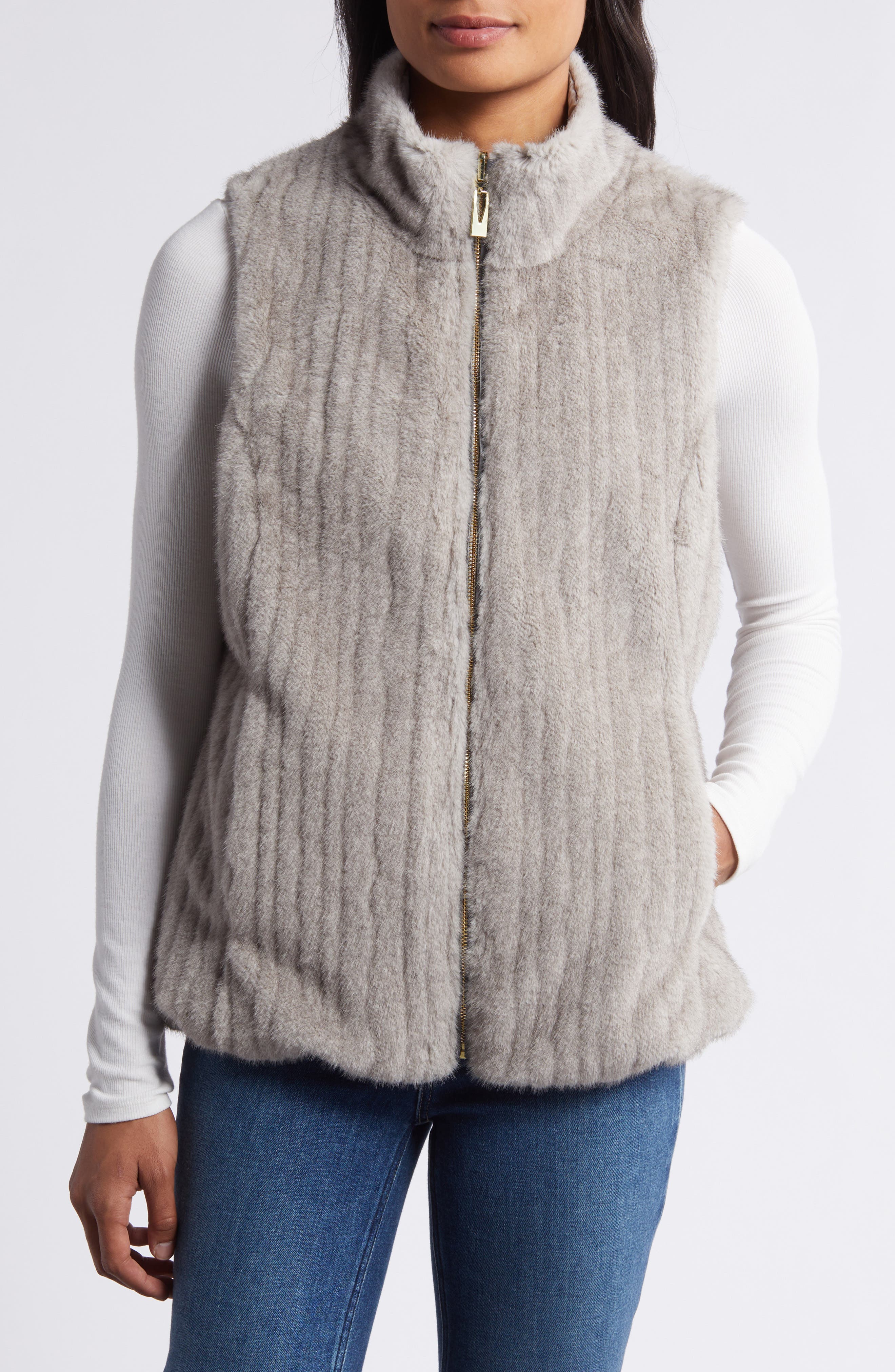Via Spiga Reversible Faux Fur Vest in Light Grey 