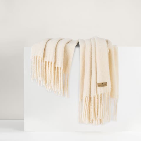 Andes Throw