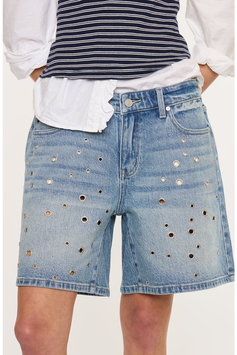 Jay 90s Low Rise Boy Shorts, Alternate, color, Medium Wash