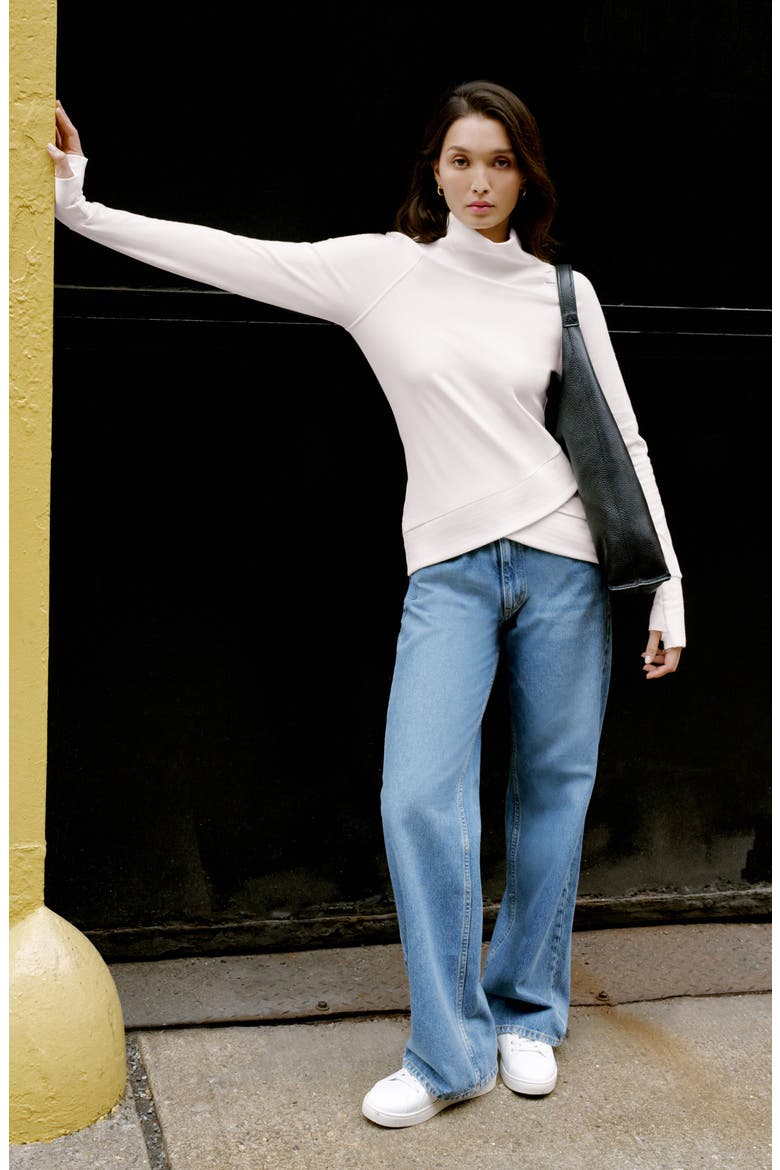 Soren Tulip Hem Sweatshirt, Alternate, color, CREAM