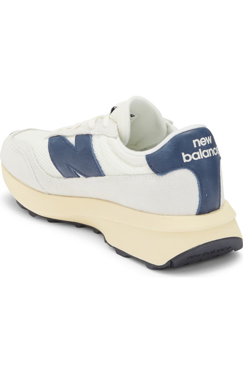 New Balance Gender Inclusive 370 Sneaker, Alternate, color, Sea Salt/ Nb Navy