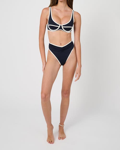 Weworewhat High Rise Ruched Bottom In Dk Navy/offwh