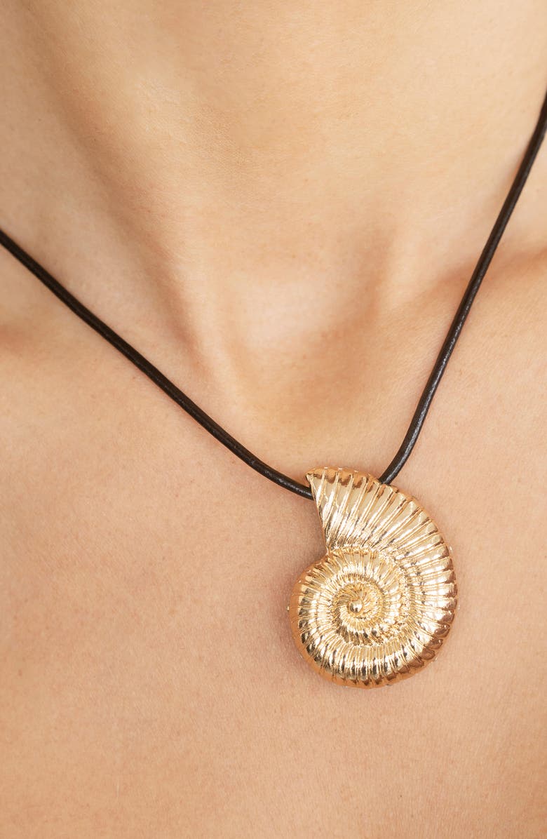 Ettika Swirl Shell Pendant Cord Necklace, Alternate, color, Gold/ Black