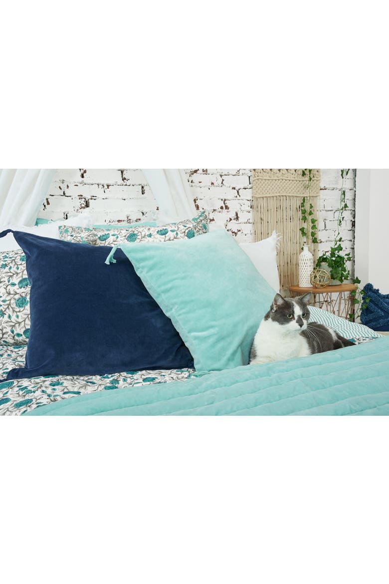 Victory Surf Quilt, Alternate, color, Blue