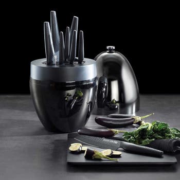 iD3<sup>®</sup> BLACK SAMURAI The Egg 9-Piece Knife Block
